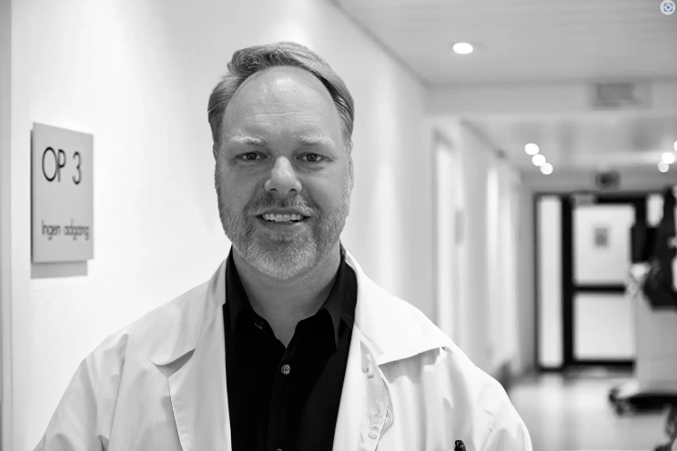 Christoffer tandrup nielsen er speciallæge i reumatologi hos privathospitalet danmark